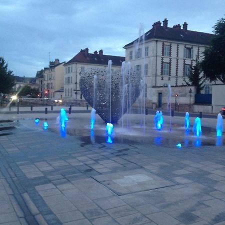 Le St Frobert Au Coeur De Troyes Apartman Kültér fotó
